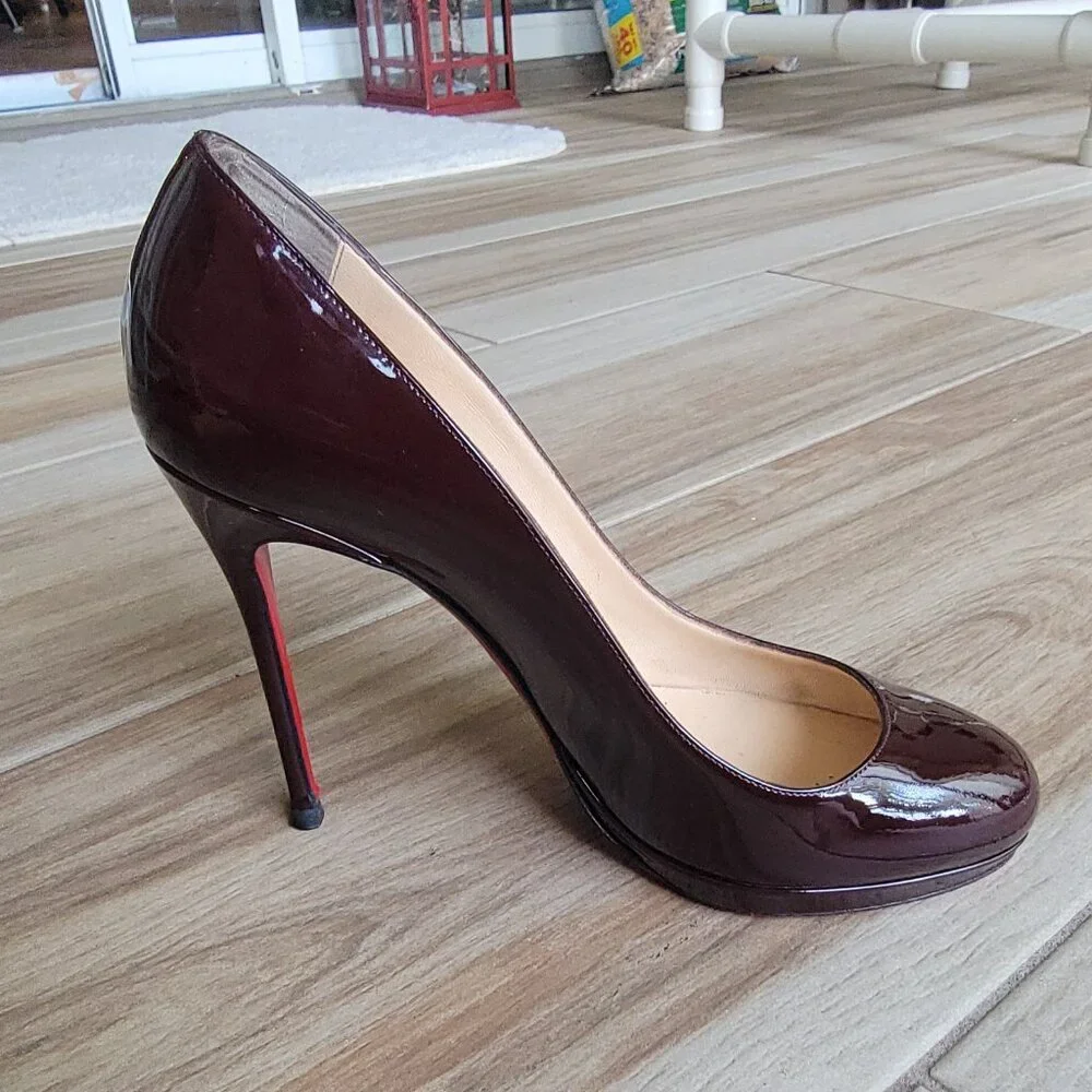 Christian Louboutin PIOU PIOU 85 Plum Patent Leather Shoes Eur. 37.5